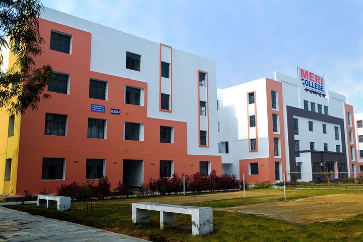 https://cache.careers360.mobi/media/colleges/social-media/media-gallery/2298/2018/12/8/Campus View full of MERI College of Engineering and Technology Bahadurgarh_Campus-View.jpg